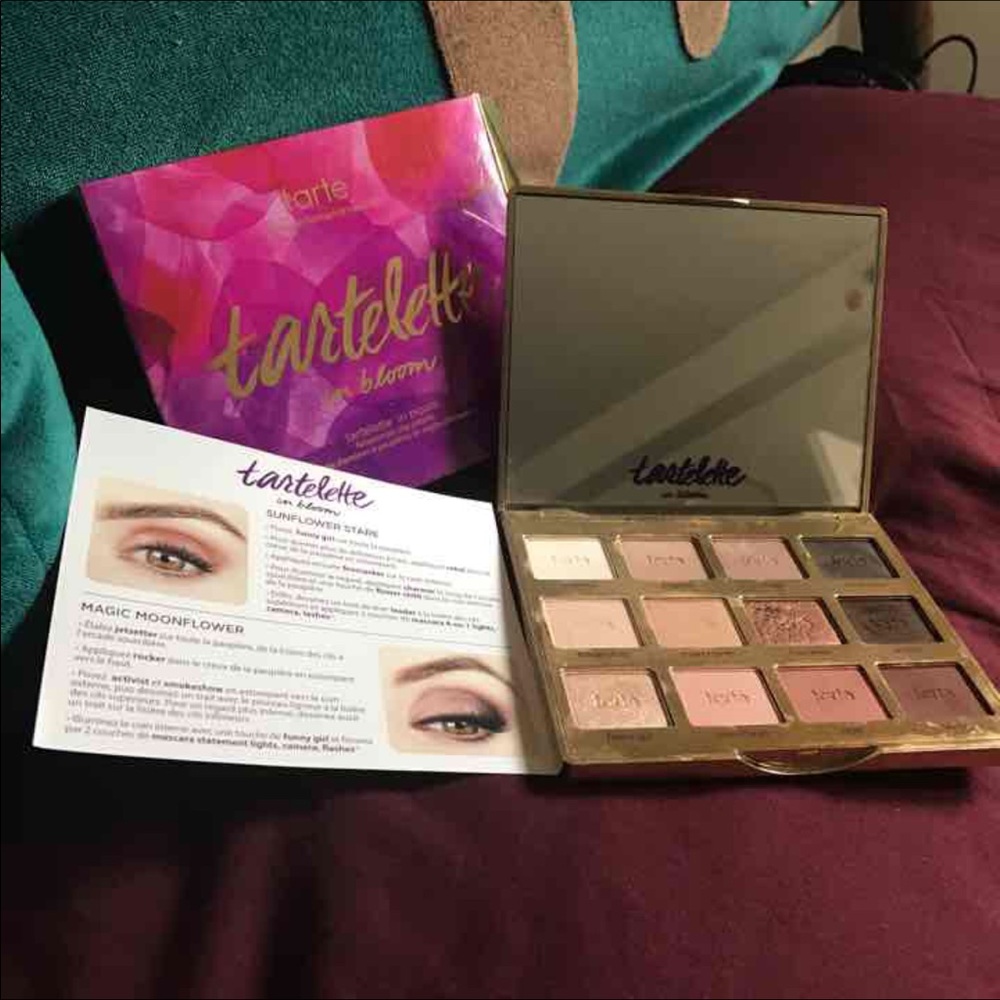 Sold! Tartelette in Bloom Tarte Palette Auth