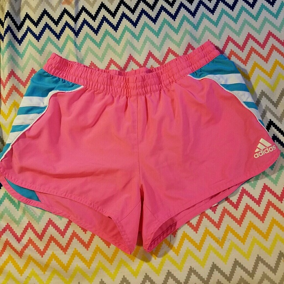 Adidas Workout Shorts Women - Picture 2 of 4