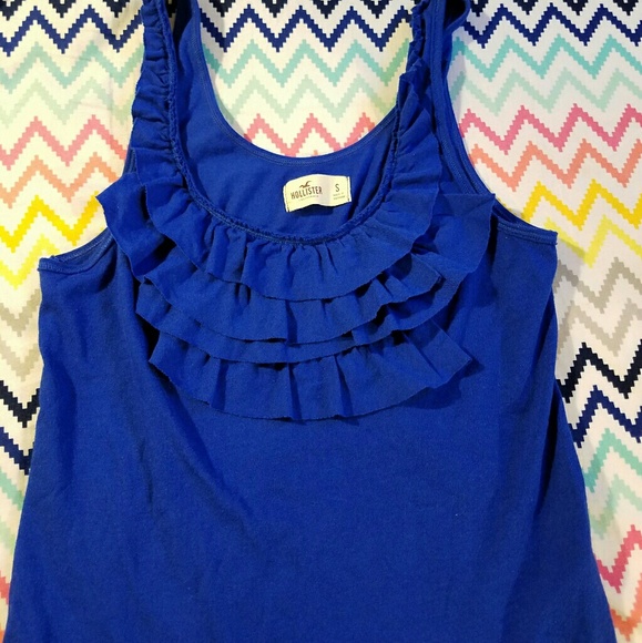 Hollister sleeveless top - Picture 2 of 5
