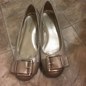 Gold Bandolino flats