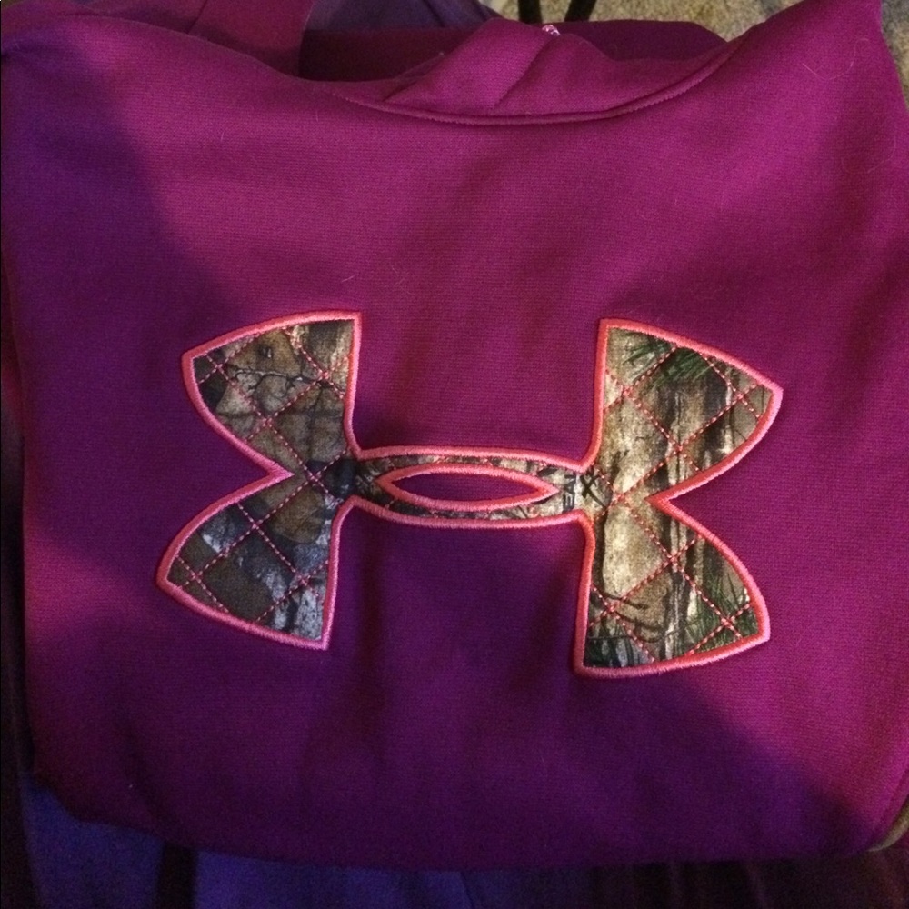 Under armour camo hoodie