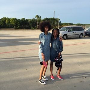 Meet your Posher, Chloe