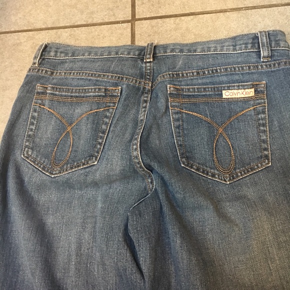 Women's Calvin Klein flare jeans - Picture 3 of 4