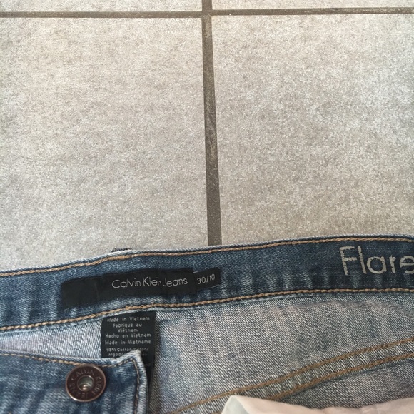 Women's Calvin Klein flare jeans - Picture 4 of 4