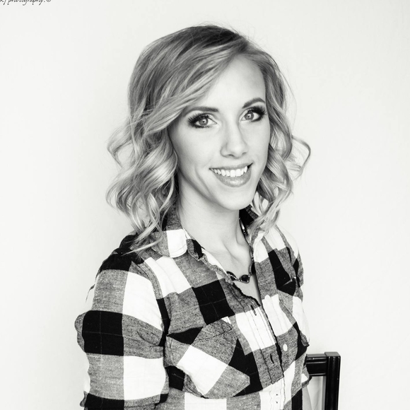 Meet your Posher, Bethany - Picture 1 of 1