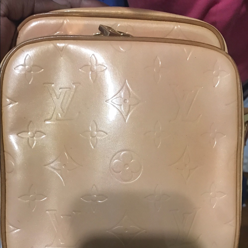 Authentic Louis Vuitton vernis Wooster