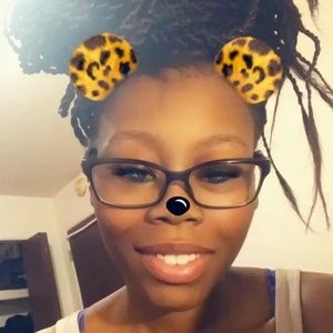 Meet your Posher, Janel