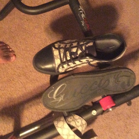 Gucci shoes and matching belt
