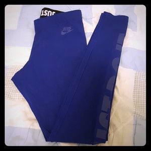 EUC Nike navy blue Just Do It leggings
