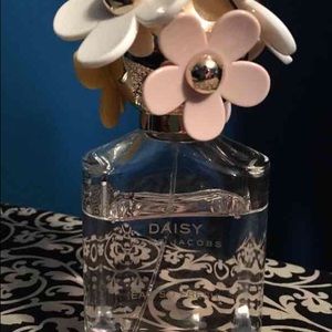 Marc Jacobs Daisy