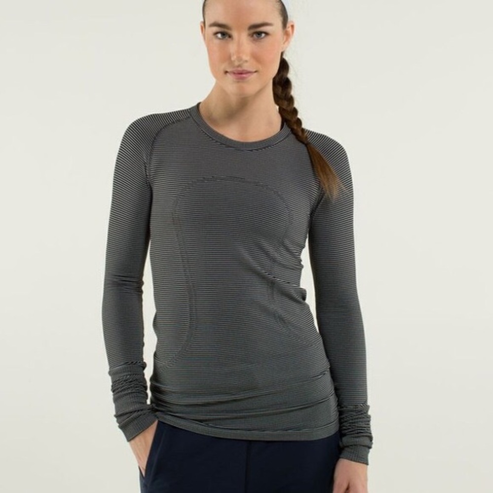 Lululemon Swiftly Tech Long Sleeve Crew Striped
