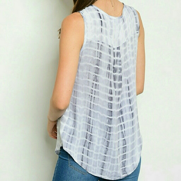 Crochet Accent Tie-dye Top - Picture 2 of 2