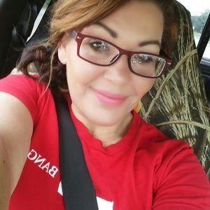 Meet your Posher, Vicky