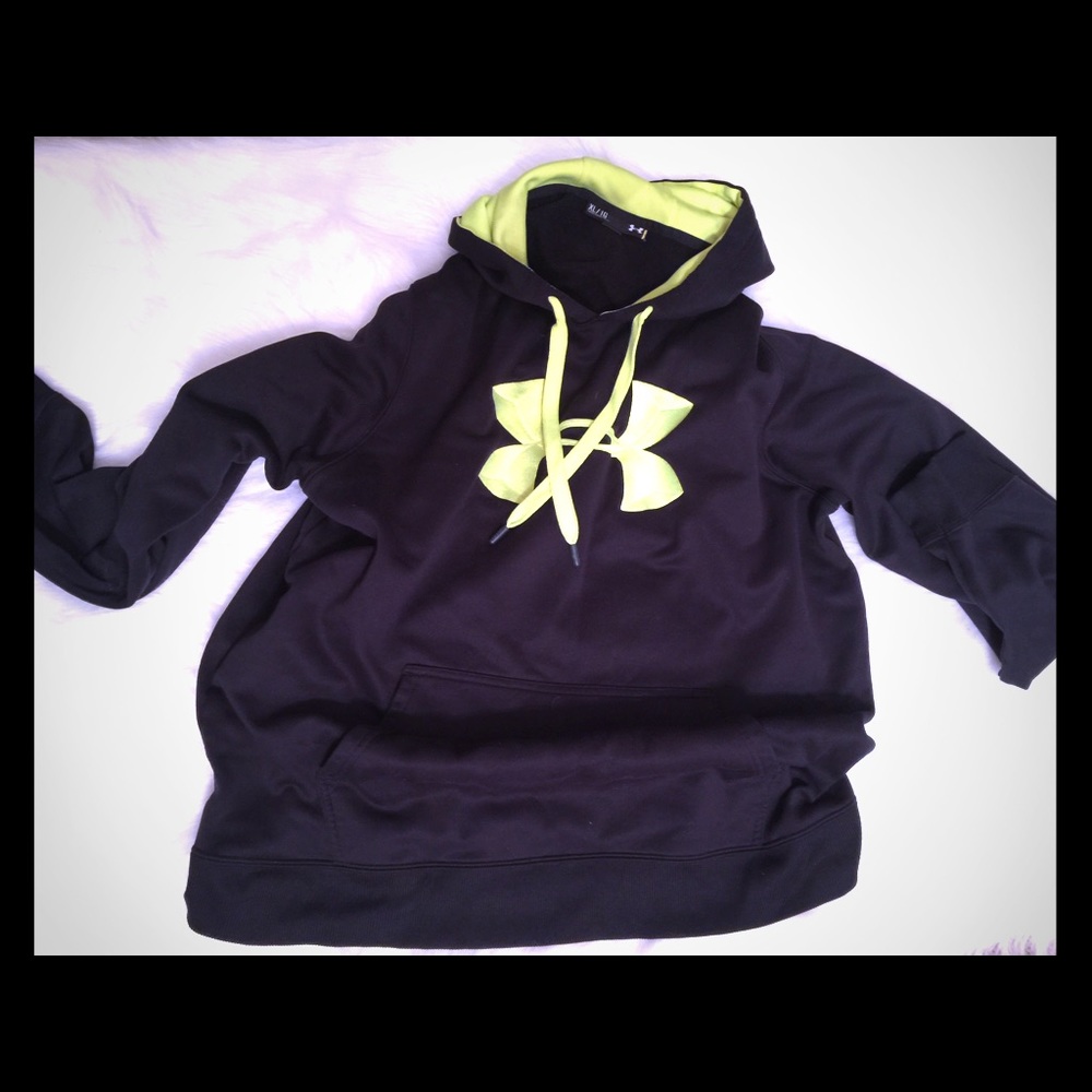 Men's Under Armour Hoodie, Size XL