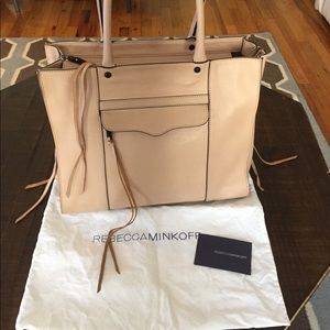 Rebecca Minkoff expandable carry-all in blush