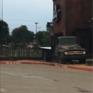 Meet your Posher, Rita