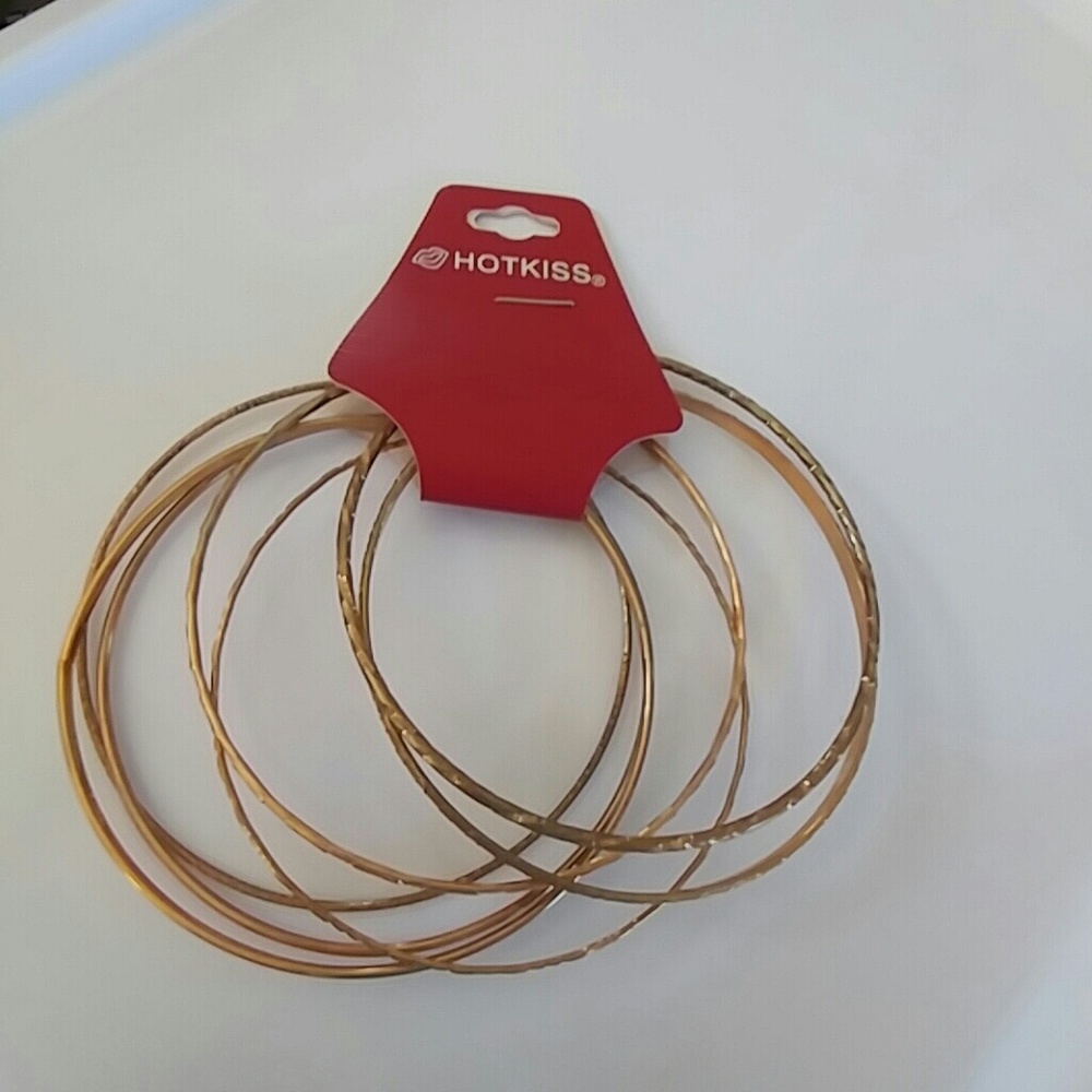 Set of 7 gold bangles Boho!