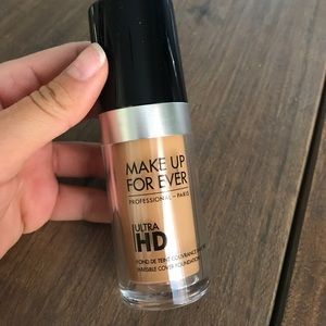 Make up for ever ultra HD foundation (liquid) Y375