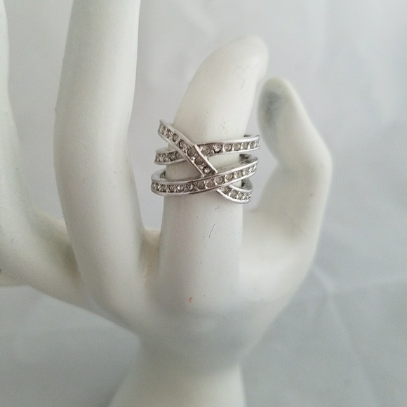 Three Row Cubic Zirconia Criss Cross Fashion Rings - Picture 4 of 6