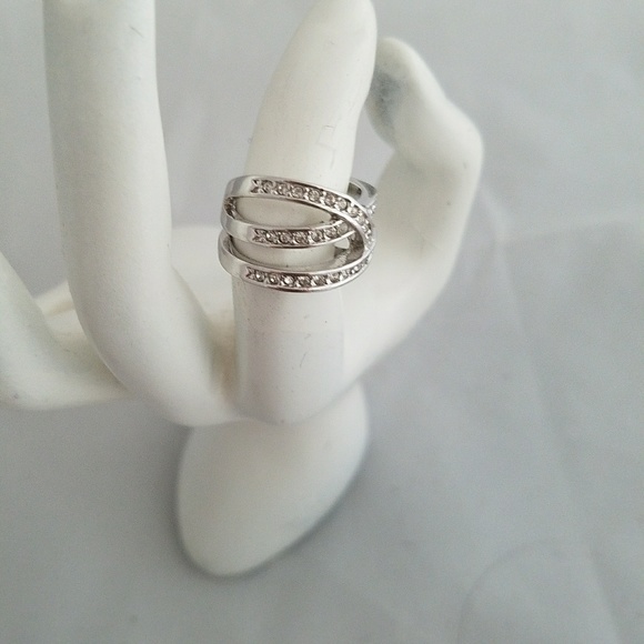 Three Row Cubic Zirconia Criss Cross Fashion Rings - Picture 5 of 6