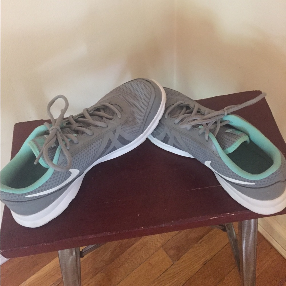 Cross training Nike sneakers