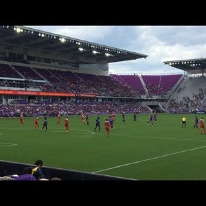 Meet your Posher, Mya