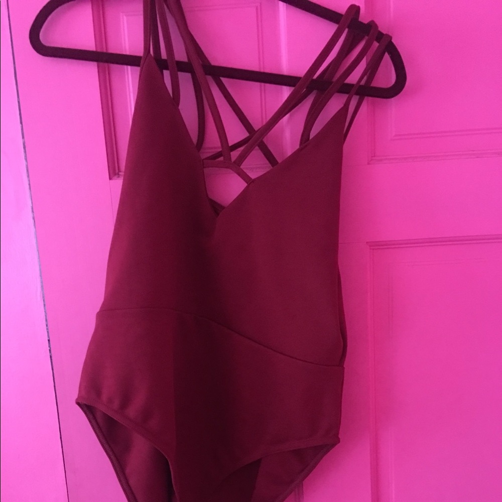 BOOHOO PLUS STRAPPY BURGUNDY BODYSUIT