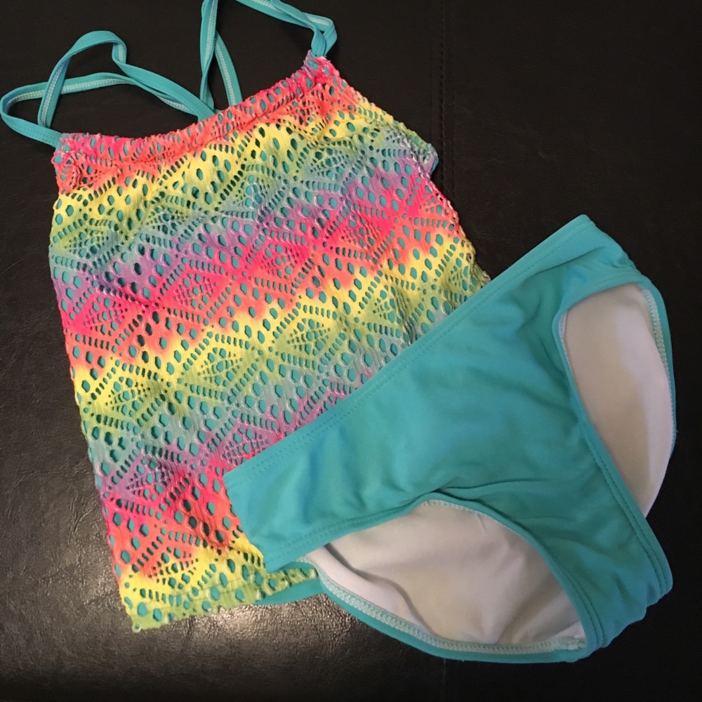Girls tankini swimsuit by xhilaration size 6-6x