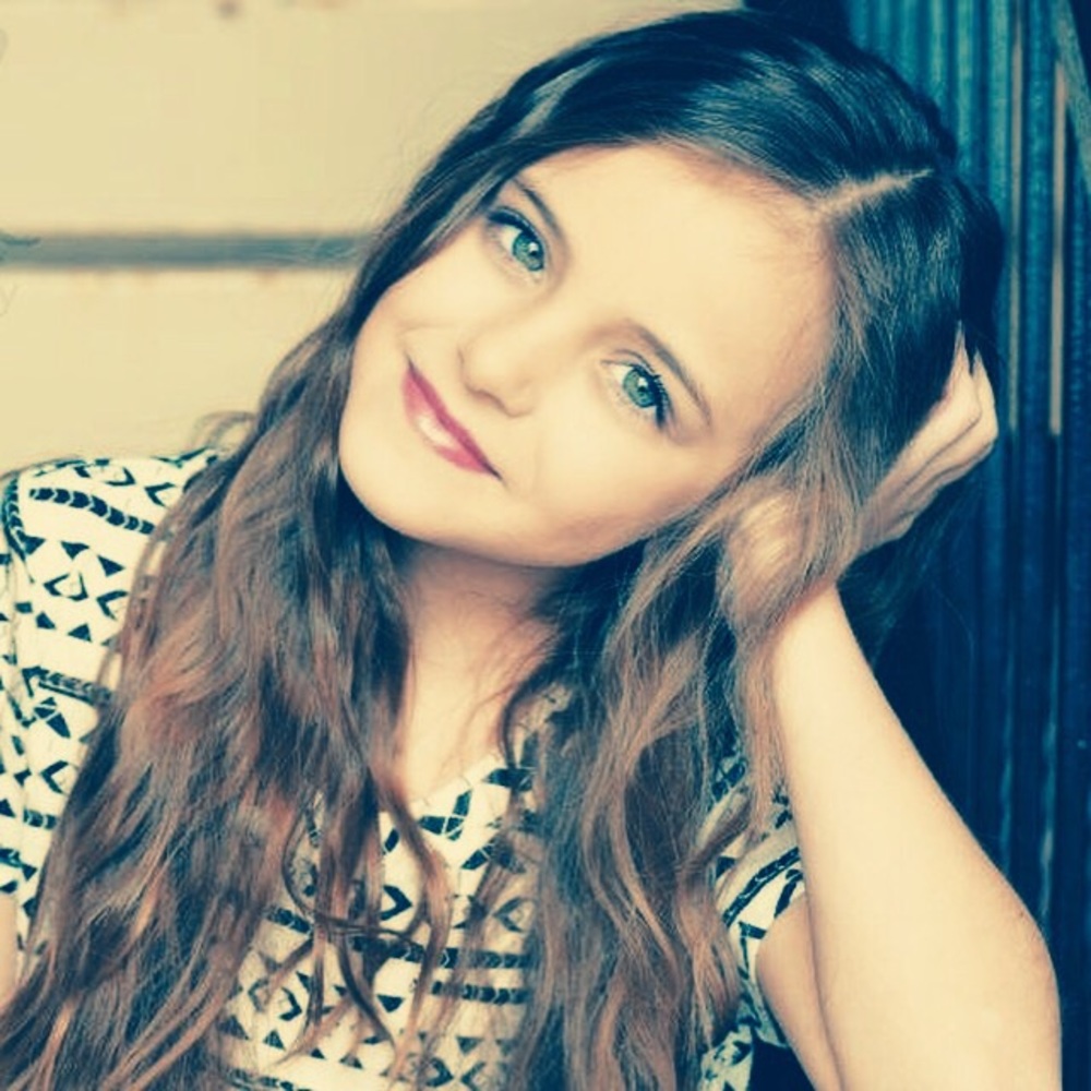 Meet your Posher, Hailey