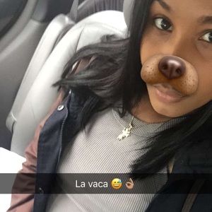 Meet your Posher, Ambar