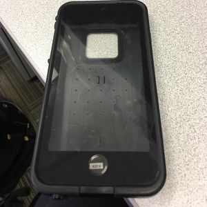 IPhone 5/5S Lifeproof case