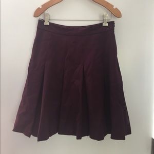 Burgundy espriit pleated mini skirt