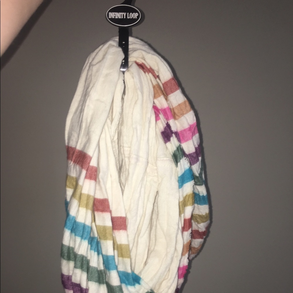Infinity scarf