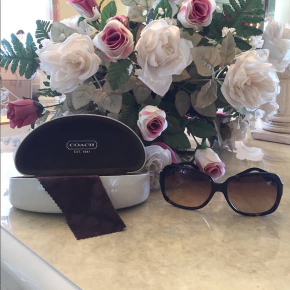 Coach Accessories - COACH AUTHENTIC SUNGLASSES