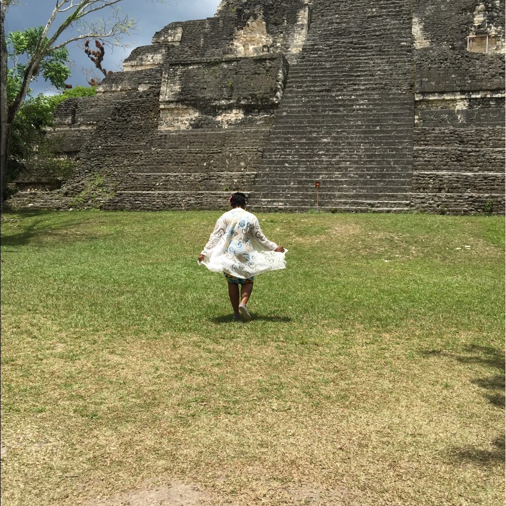 Hi everyone!!! My vintage obsession is why I posh