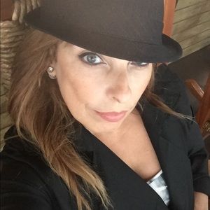 Meet your Posher, Jackie