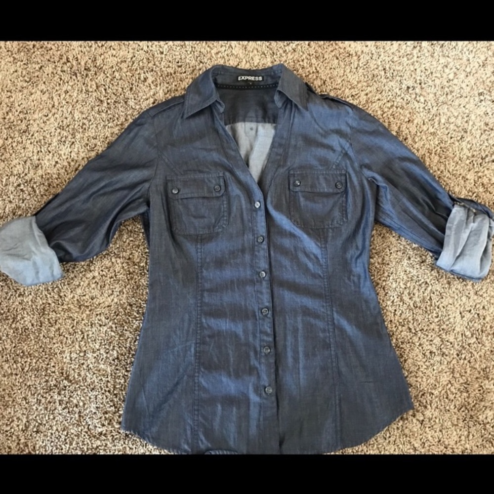 Express chambray button up. EUC