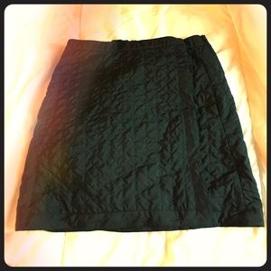 Uniqlo black heat block reversible skirt