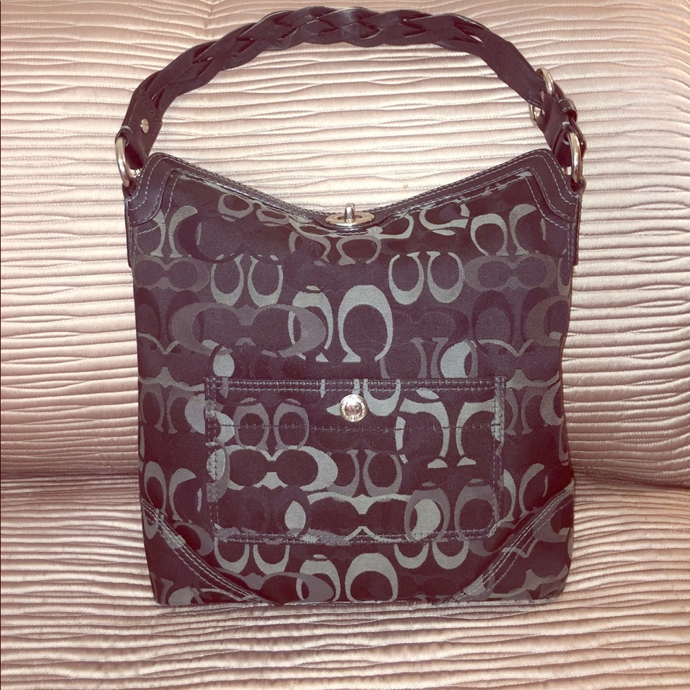 BLACK COACH OPTIC SIGNATURE CHELSEA HOBO BAG