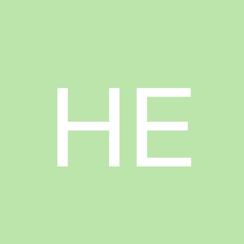 Meet your Posher, Holly