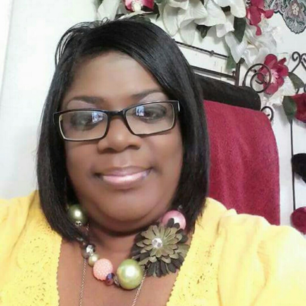 Meet your Posher, Angelina