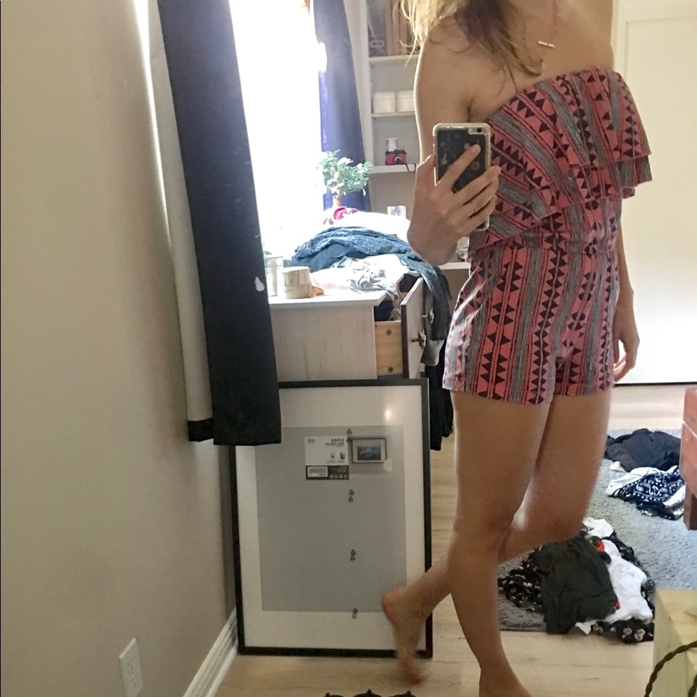 Billabong off the shoulder romper S Aztec pattern