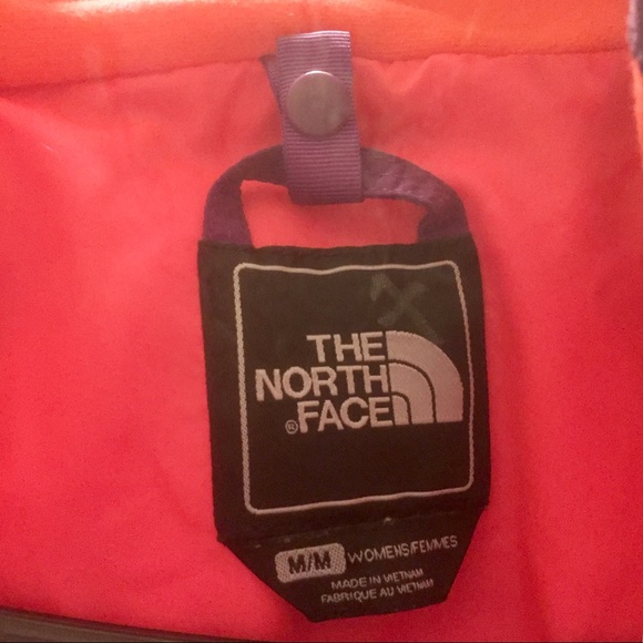 North Face Rain Jacket size medium - Picture 3 of 4