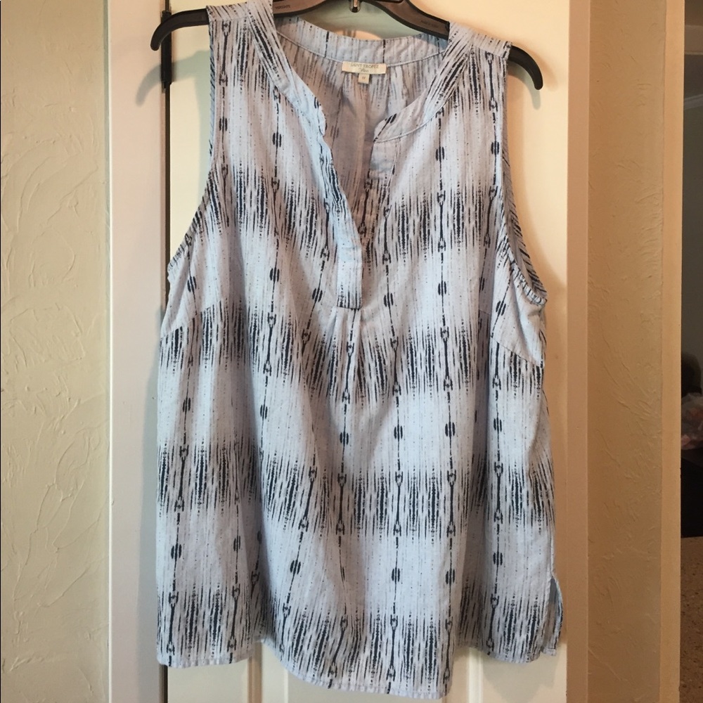Sleeveless linen blend shirt 1x