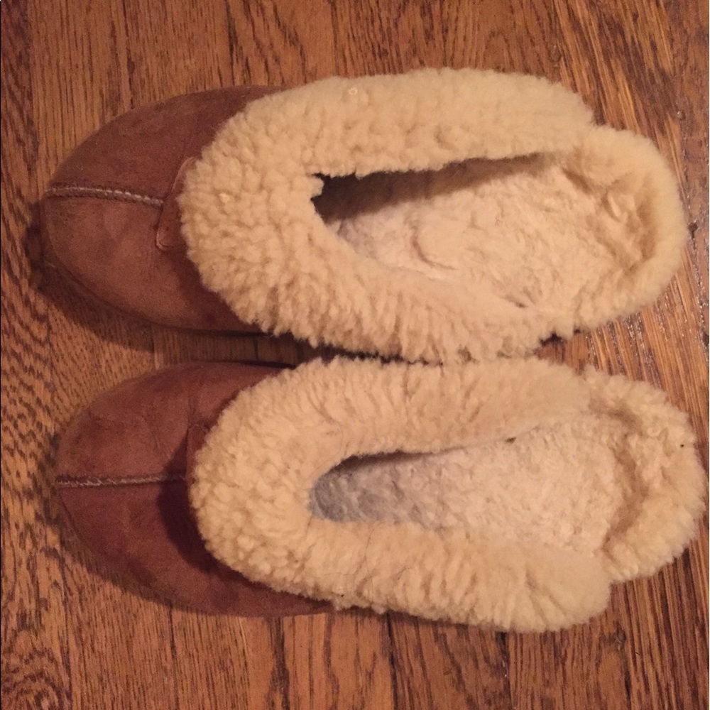 Ugg slippers / slip ons