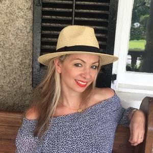 Meet your Posher, Alla