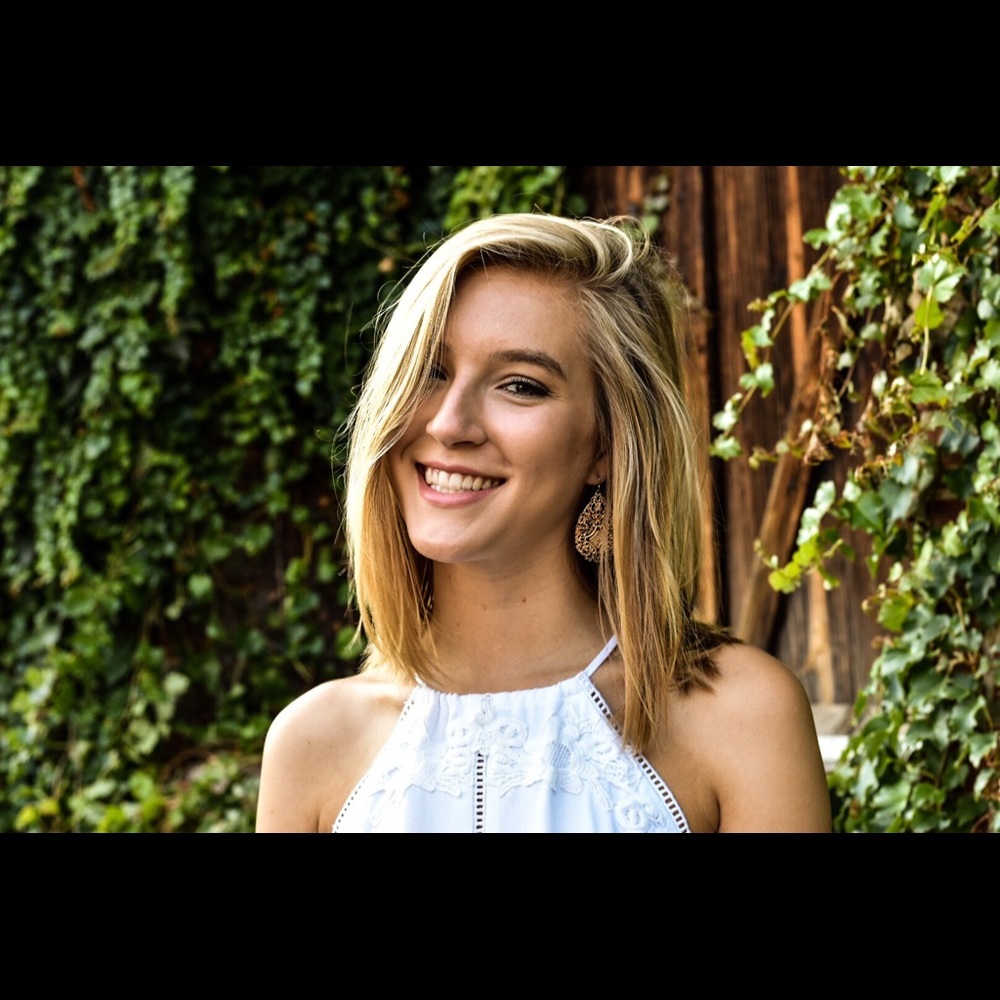 Meet your Posher, Emma