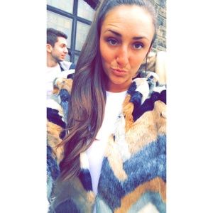 Meet your Posher, Samantha