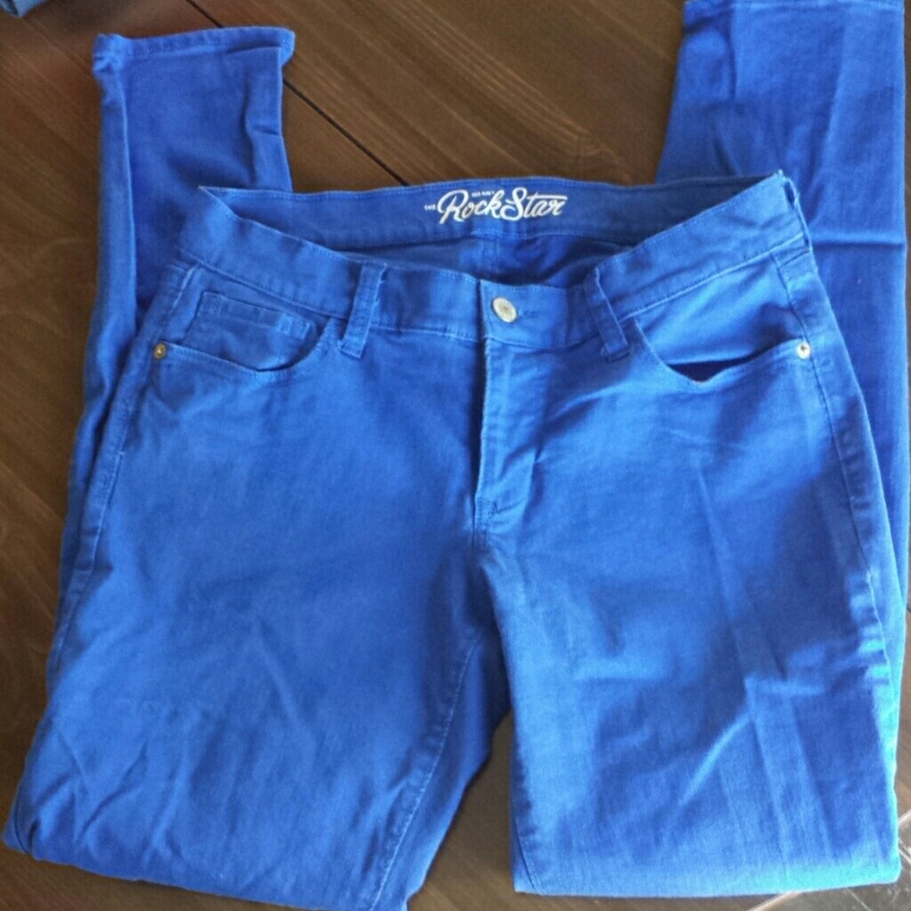 SOLD ON ANOTHER VENUE