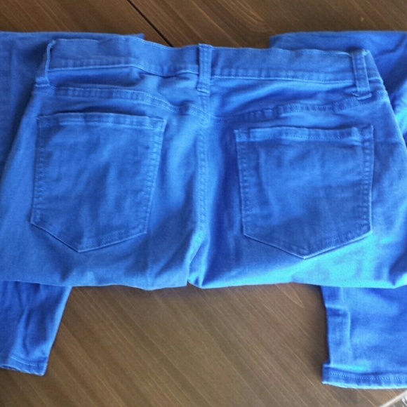 SOLD ON ANOTHER VENUE - Picture 4 of 4